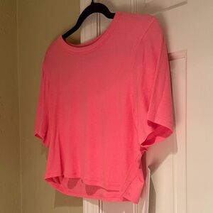 Lululemon Hold Tight Straight Hem Cropped T-shirt size 14 pink